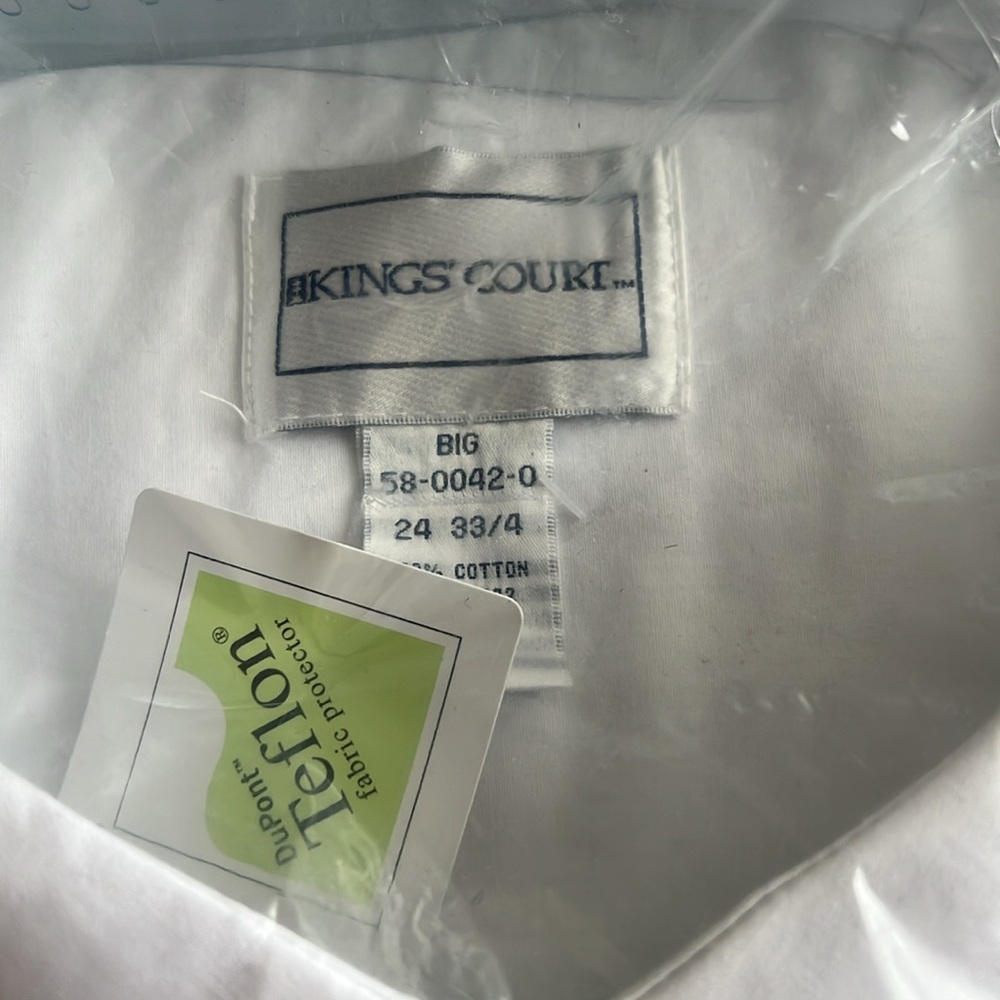 Brand new in bag White Men's Dress Shirt see size on description - Picture 3 of 3